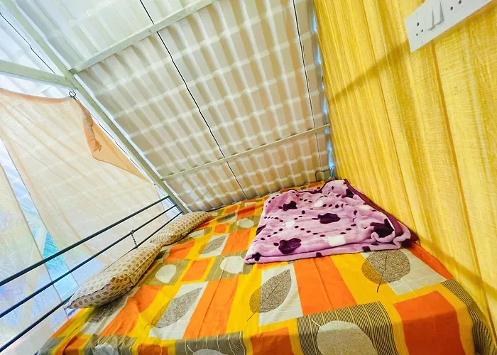 Lakshmi Nikunj Estate Stay